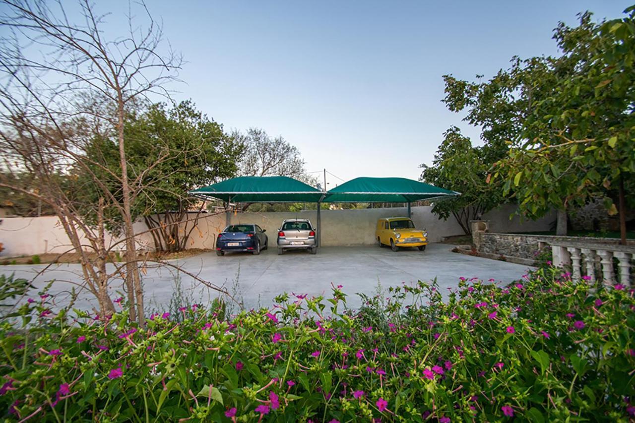 Zissis Villa&pool 5min drive to beach Kato Yerakarion Buitenkant foto