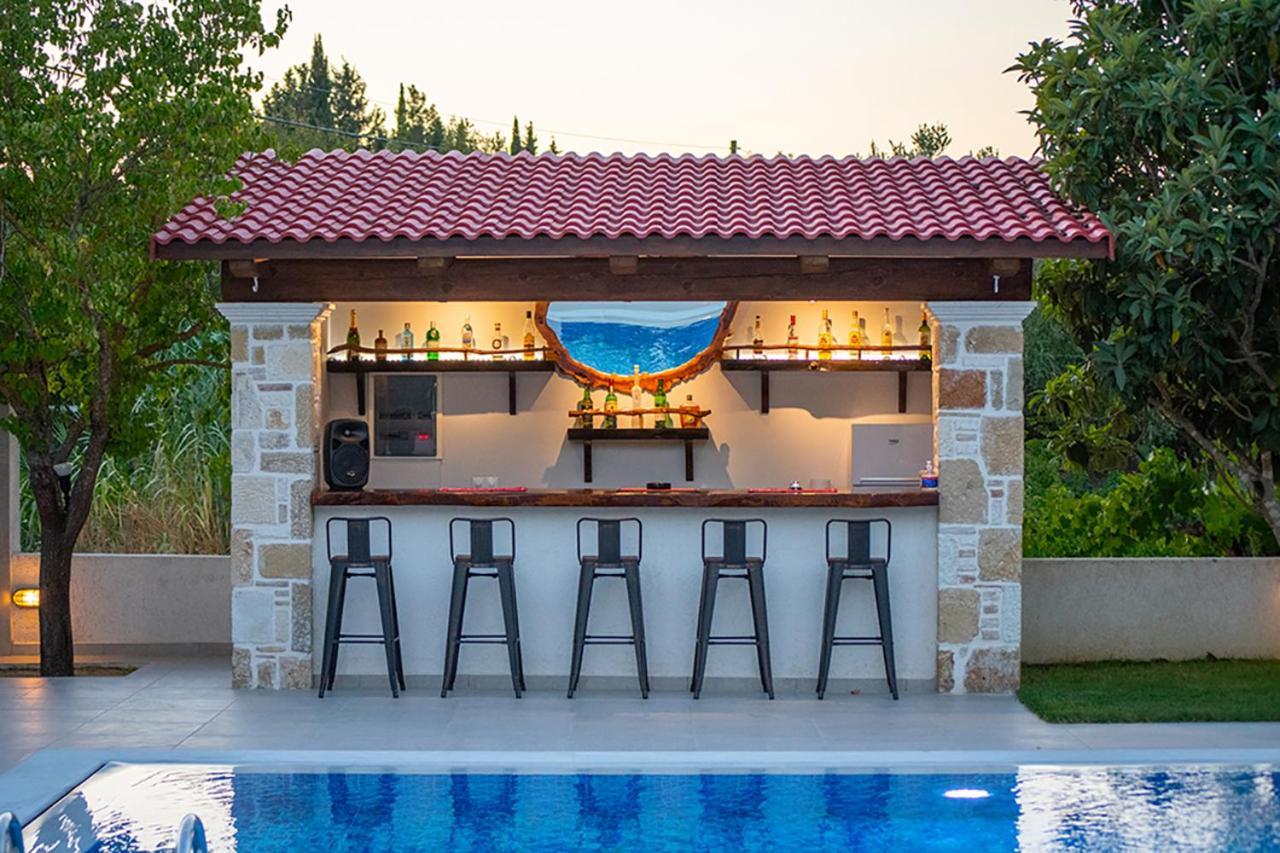 Zissis Villa&pool 5min drive to beach Kato Yerakarion Buitenkant foto